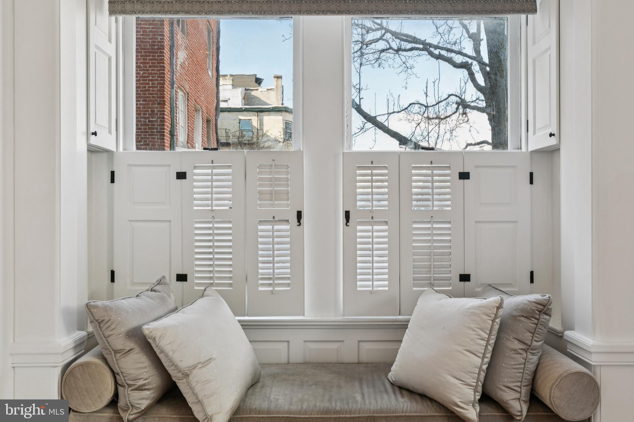 2015 Delancey Place Philadelphia, PA 19103 - Photo 18 of 38 a living room with furniture and a window