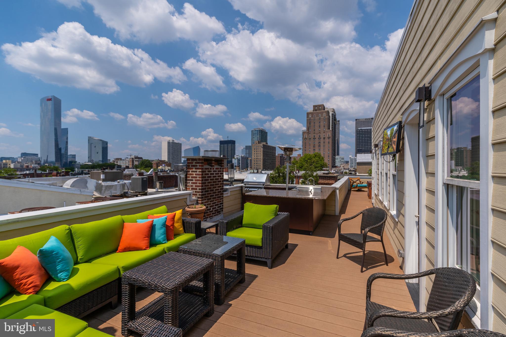 2015 Delancey Place Philadelphia, PA 19103 - Photo 32 of 38 a view of a chairs and table in a patio