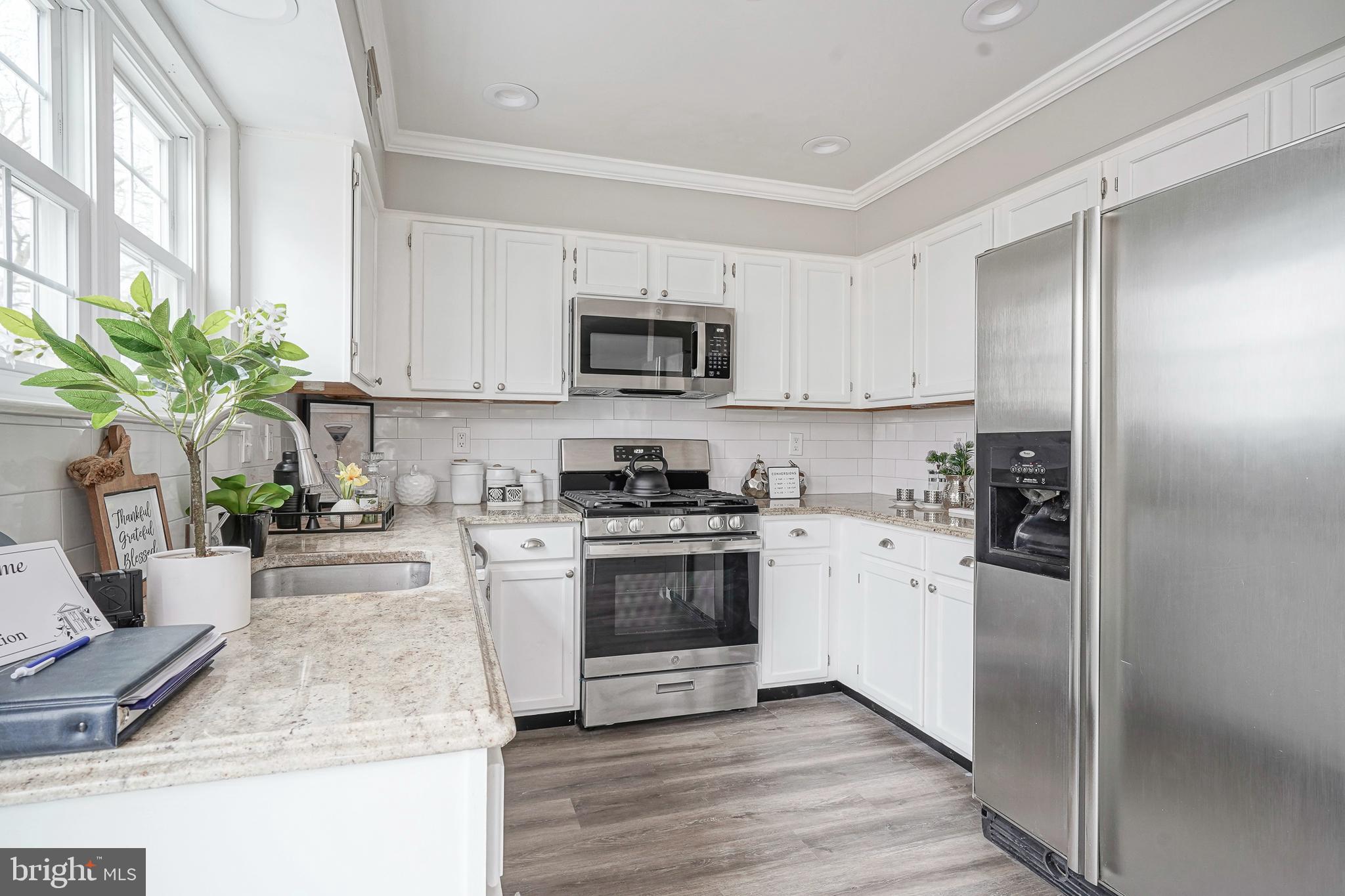 16 Mystic Way Burlington, NJ 08016 - Photo 11 of 42