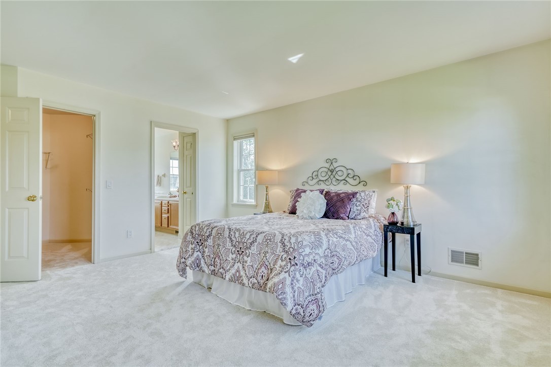 40 Embassy Drive Brighton, NY 14618 - Photo 14 of 27