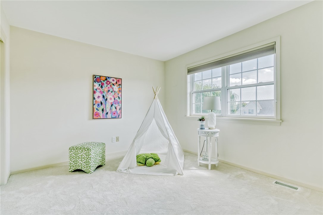 40 Embassy Drive Brighton, NY 14618 - Photo 19 of 27