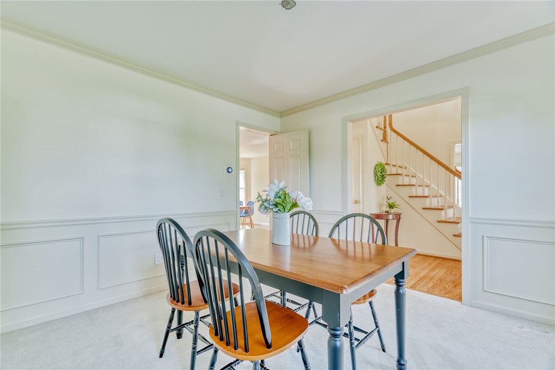 40 Embassy Drive Brighton, NY 14618 - Photo 6 of 27