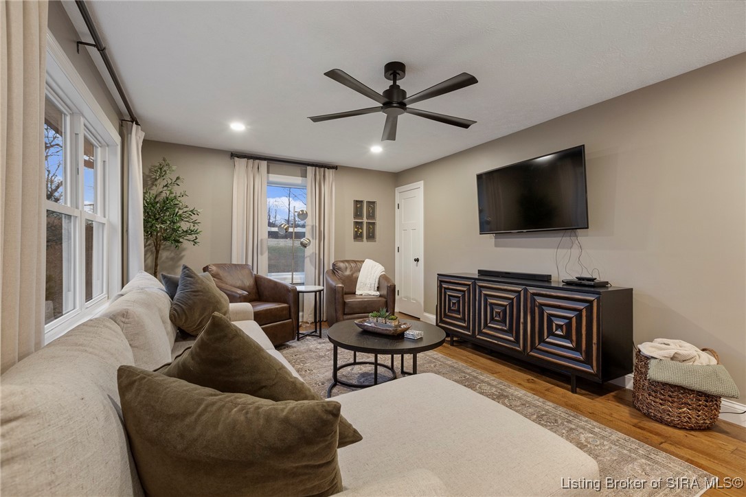 6178 St Marys Road Floyds Knobs, IN 47119 - Photo 20 of 40