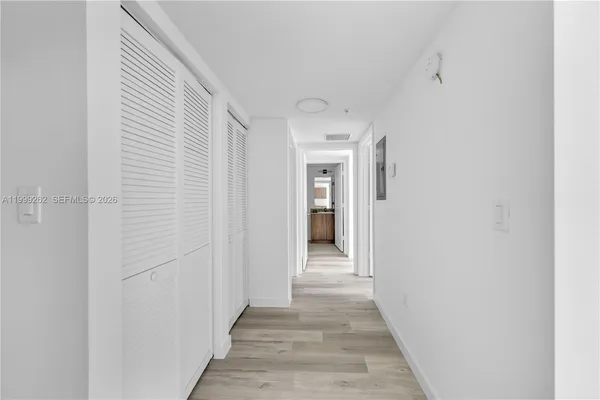 $2,100 | 175 Northwest 160th Street, Unit 216, North Miami Beach, FL 33169