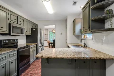 $575,000 | 1476 Birchwood Circle, Franklin, TN 37064