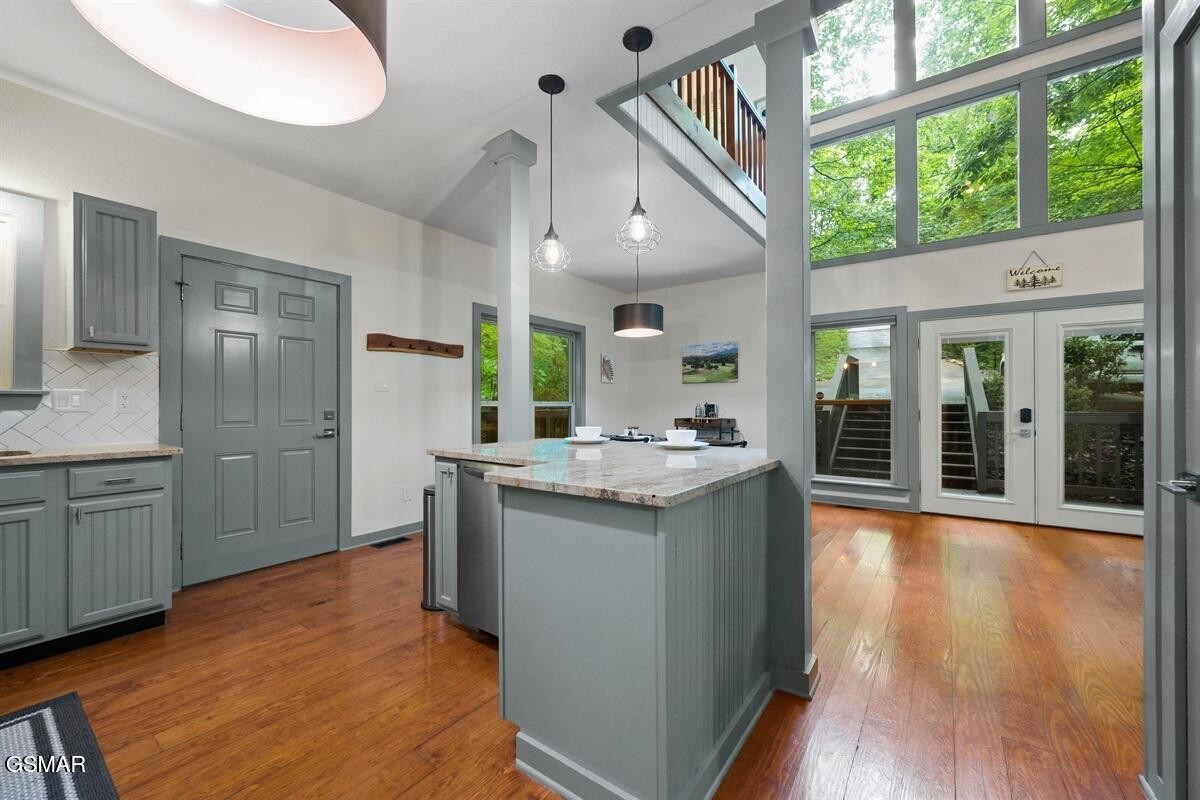 438 Laurel Road Townsend, TN 37882 - Photo 7 of 31 Gallery Image 7