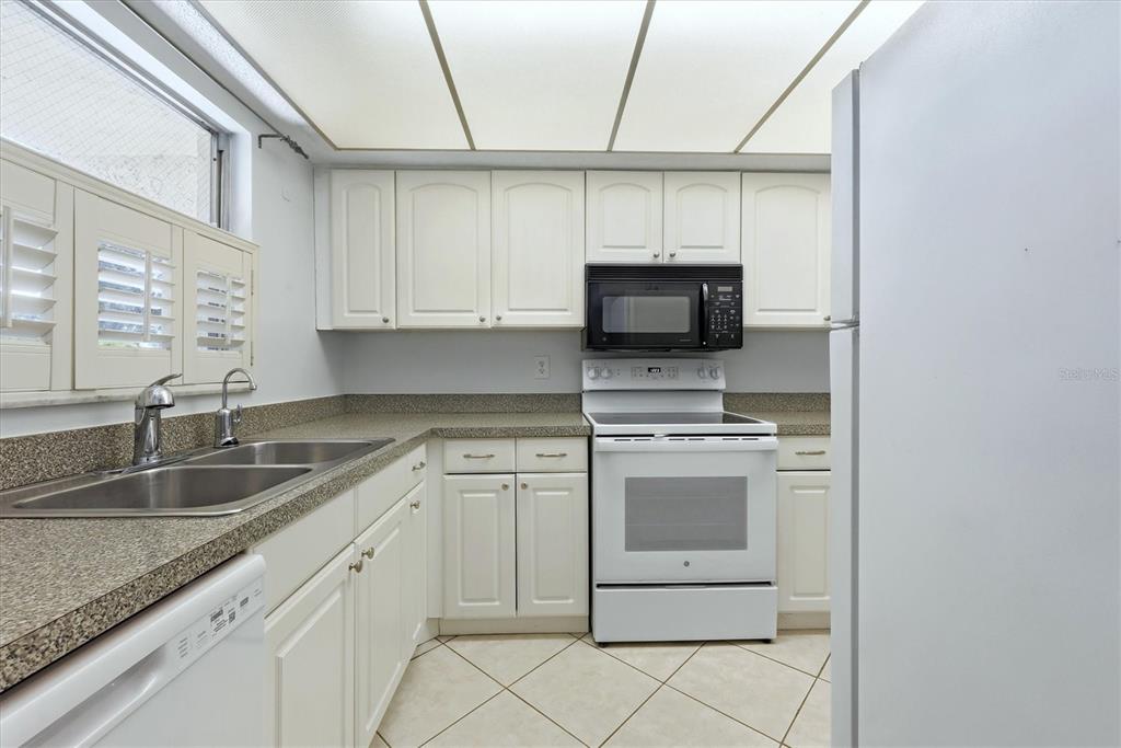 2280 Stickney Point Road, Unit 410 Sarasota, FL 34231 - Photo 16 of 51