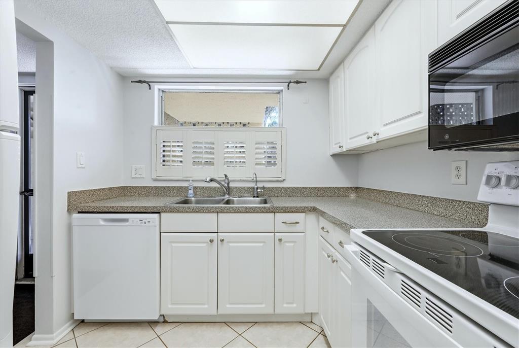 2280 Stickney Point Road, Unit 410 Sarasota, FL 34231 - Photo 17 of 51