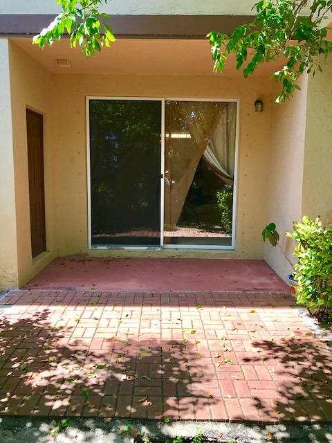 1968 Alamanda Way Riviera Beach, FL 33404 - Photo 18 of 25 FullSizeRender (16)