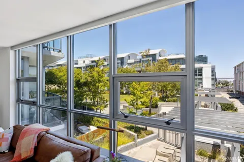 $1,250,000 | 420 Mission Bay Boulevard North, Unit 401, San Francisco, CA 94158