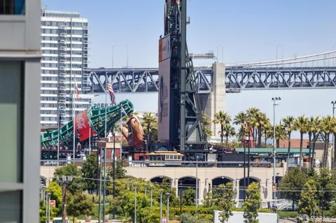 $1,250,000 | 420 Mission Bay Boulevard North, Unit 401, San Francisco, CA 94158