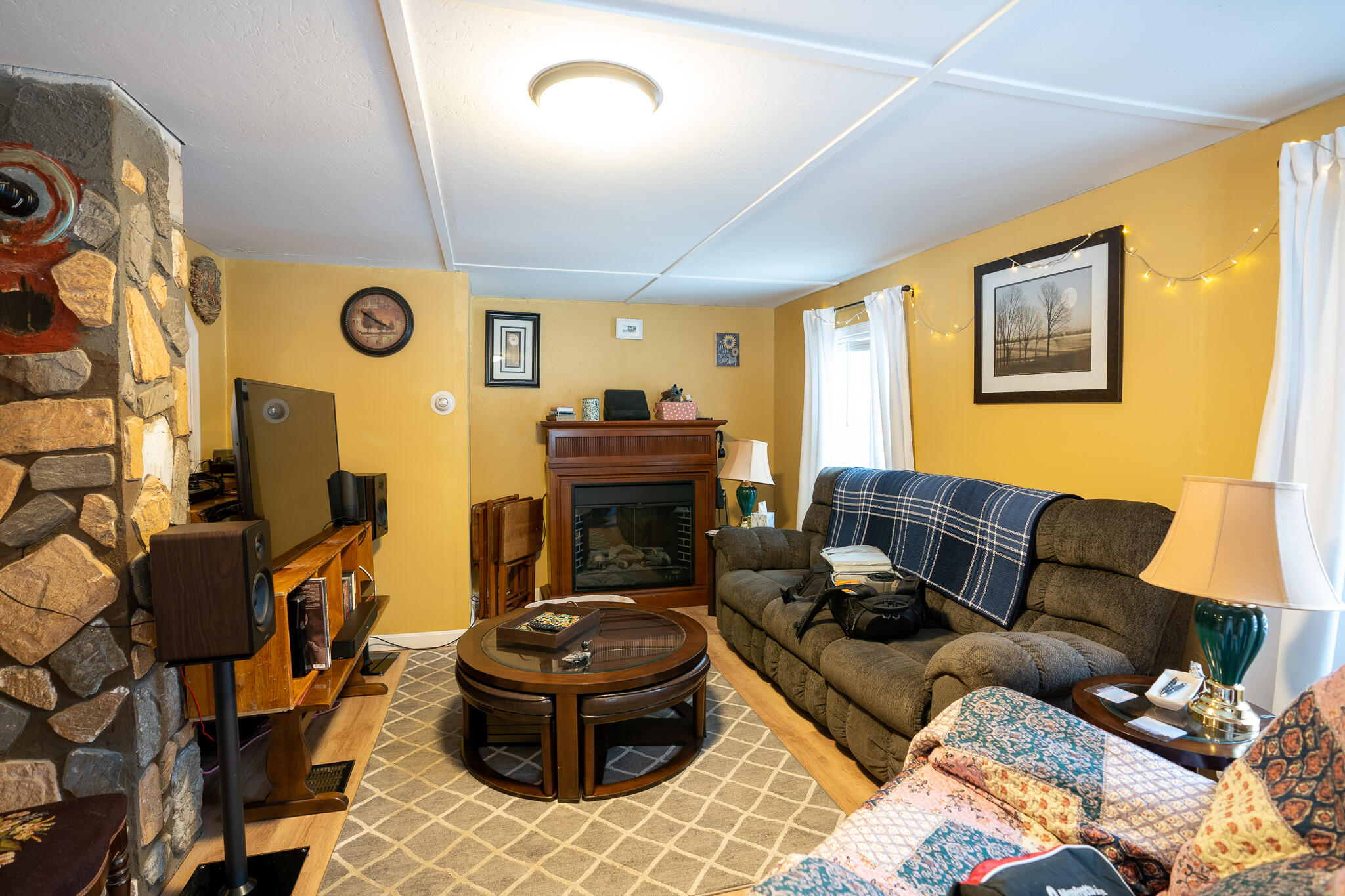 194 Main Road Passadumkeag, ME 04475 - Photo 14 of 28 14. Living Room 4
