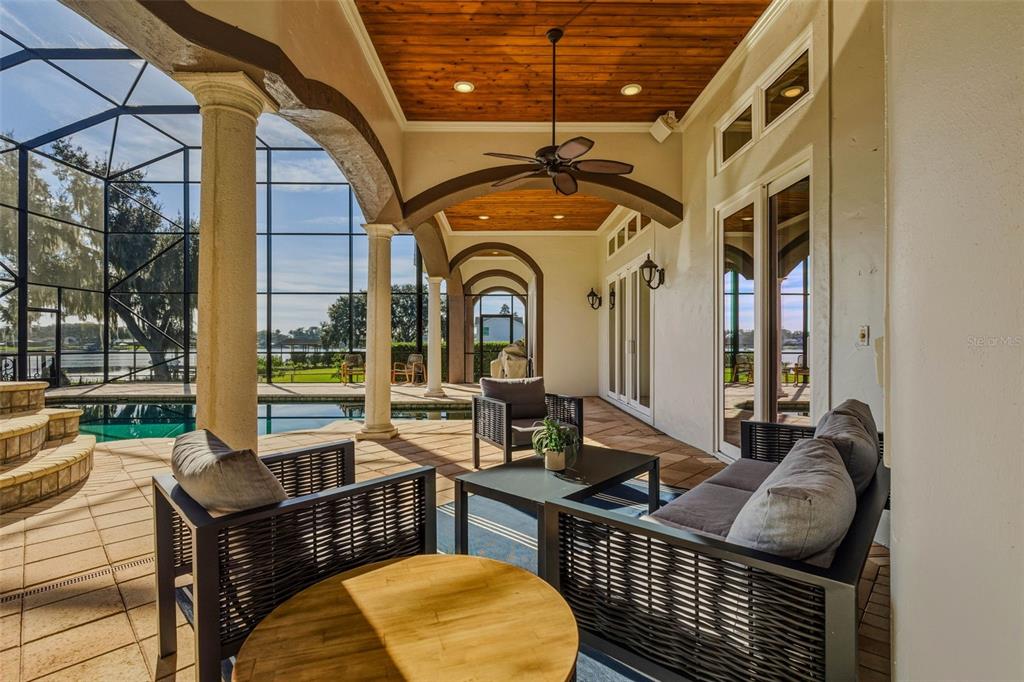 2609 Clark Road Tampa, FL 33618 - Photo 46 of 57