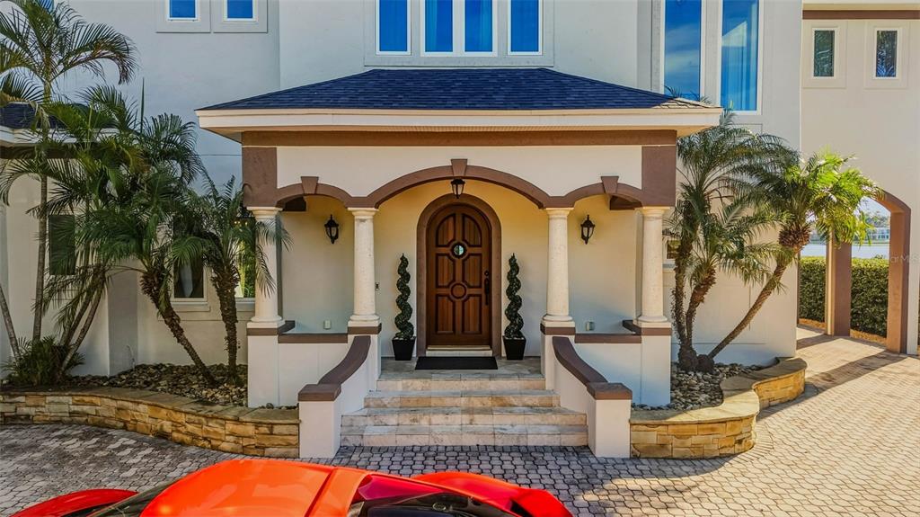 2609 Clark Road Tampa, FL 33618 - Photo 8 of 57