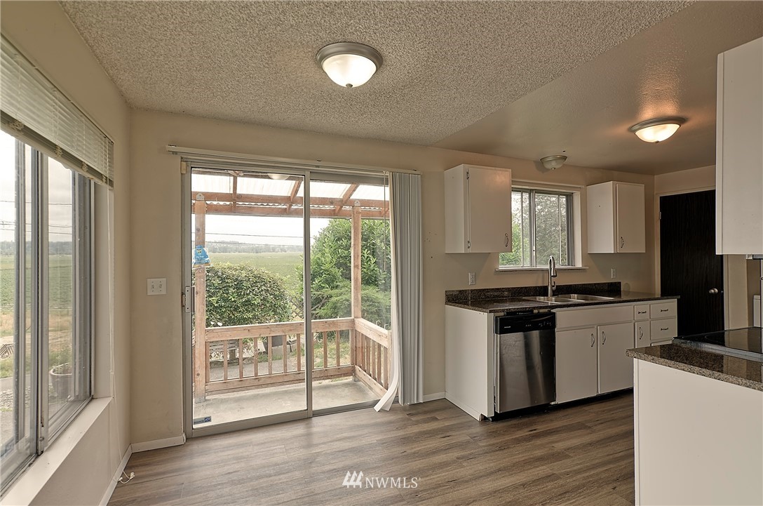 9002 Lowell Larimer Road Everett, WA 98208 - Photo 11 of 26 Gallery Image 11