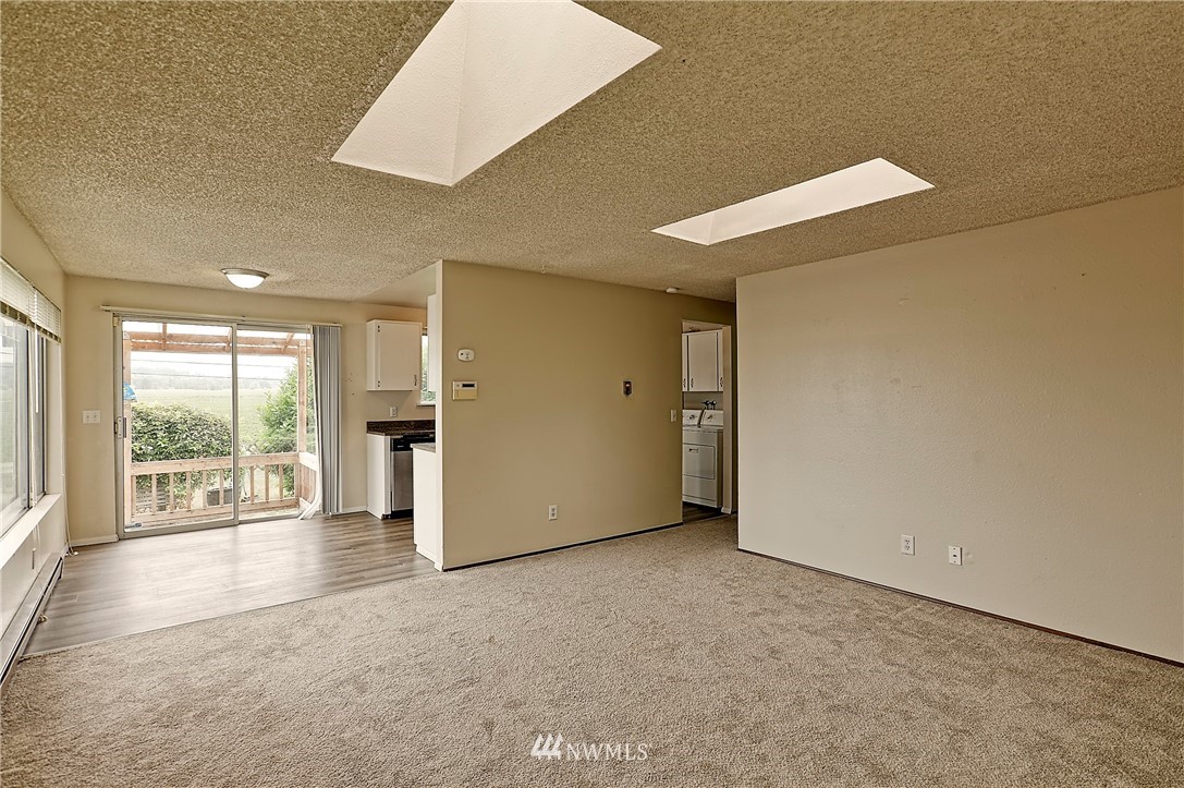 9002 Lowell Larimer Road Everett, WA 98208 - Photo 8 of 26 Gallery Image 8