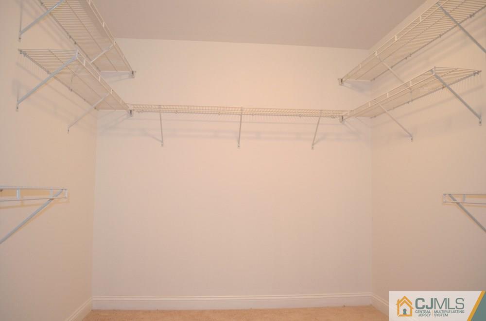 14 Overbrook Road Piscataway, NJ 08854 - Photo 19 of 25 Gallery Image 19