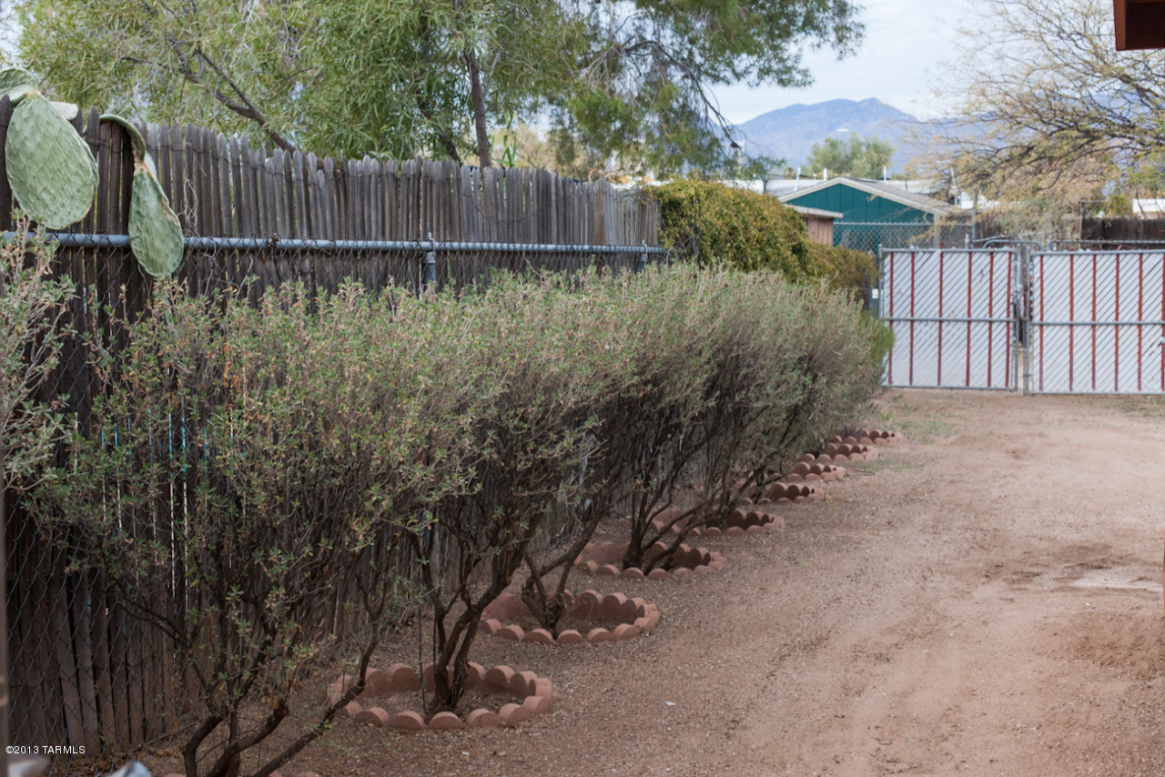 7015 East Stella Road Tucson, AZ 85730 - Photo 12 of 31 Gallery Image 12