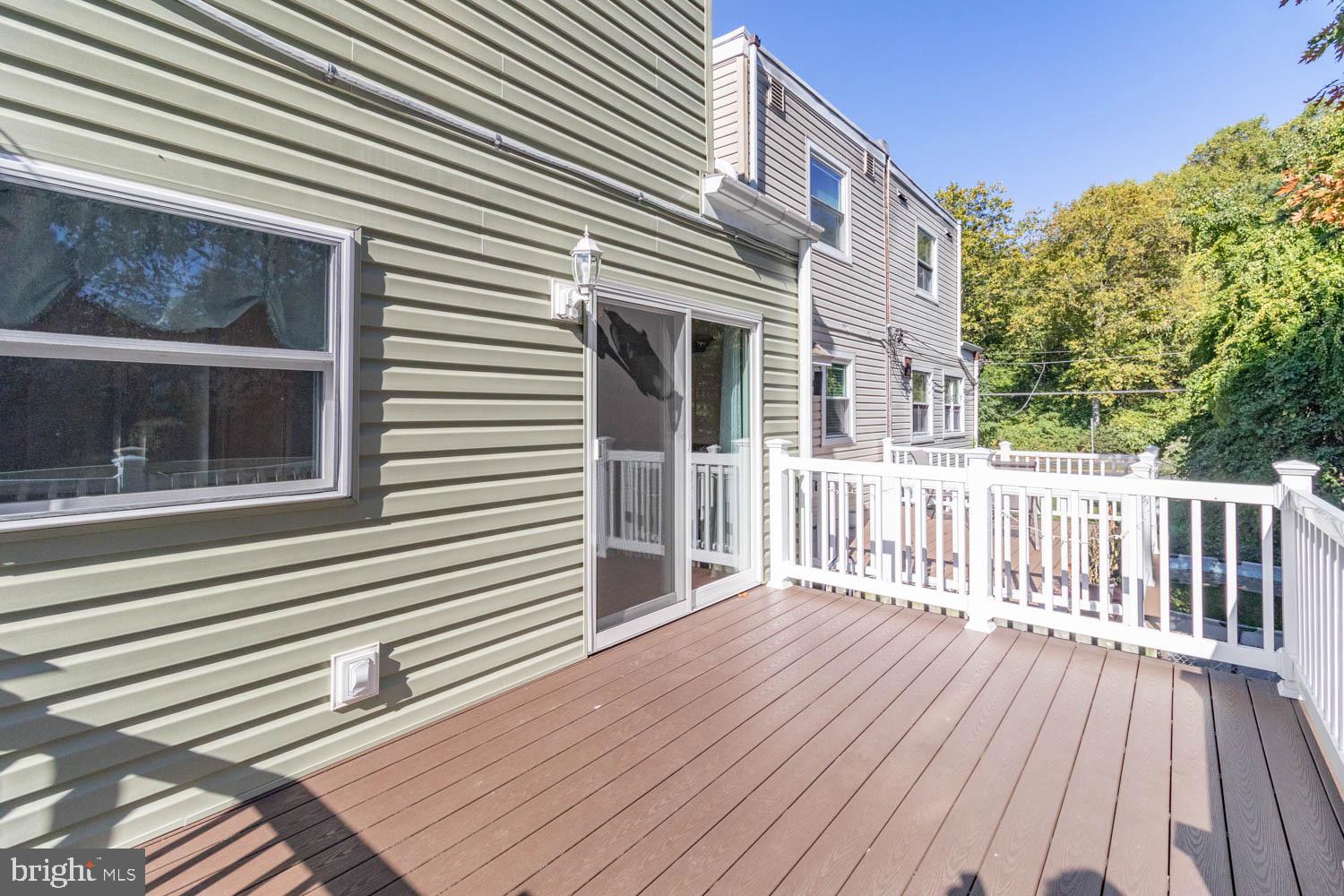 3407 Amity Road Philadelphia, PA 19154 - Photo 10 of 28 Sunny deck