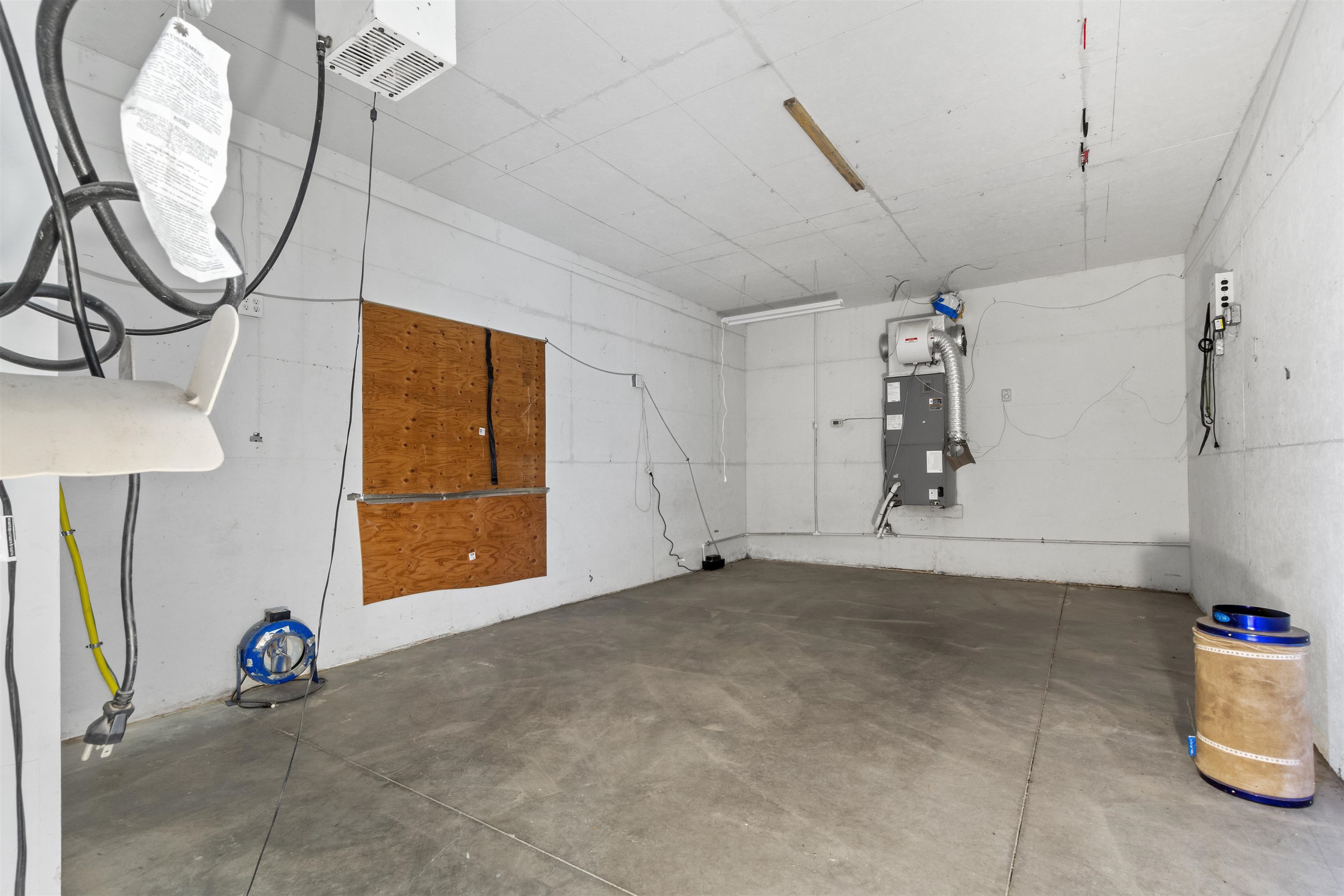 759 33 Road Clifton, CO 81520 - Photo 27 of 35 a view of an empty room with a window