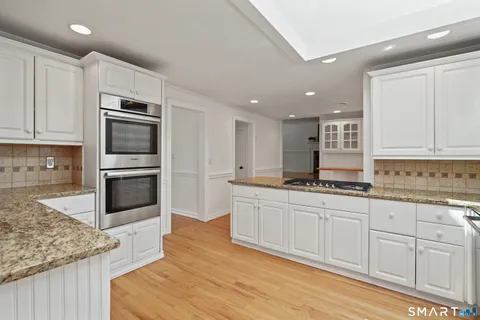 $995,000 | 141 Idlewood Drive, Stamford, CT 06905