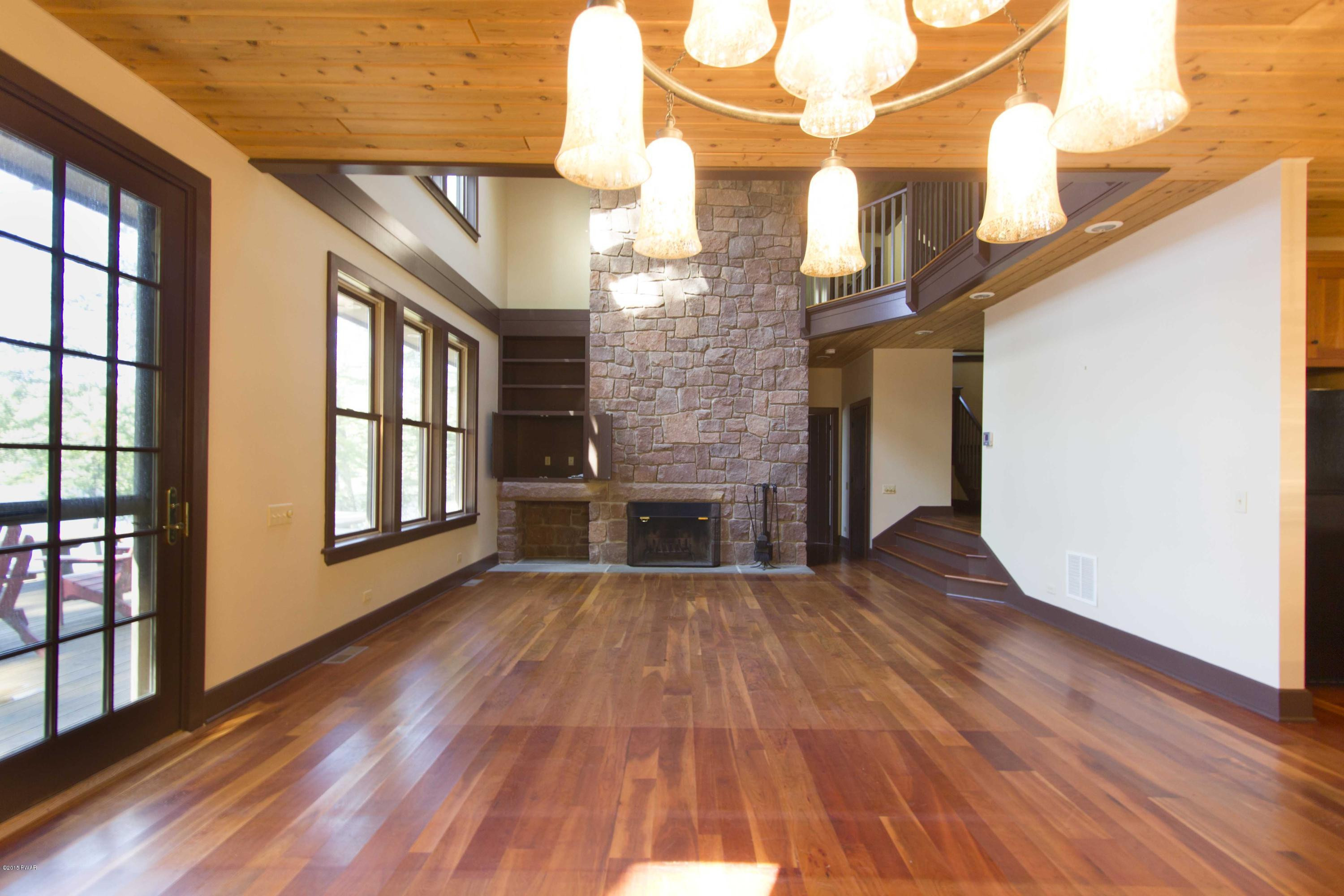 1 East Wenonah Road Tafton, PA 18464 - Photo 10 of 27