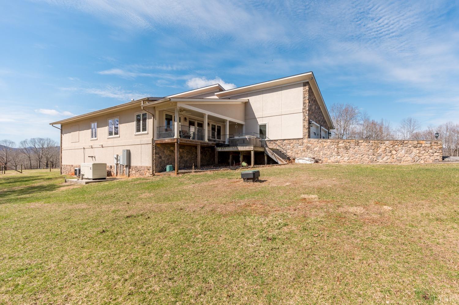 657 Cherry Hill Road Amherst, VA 24521 - Photo 84 of 91 a view of a house with a yard