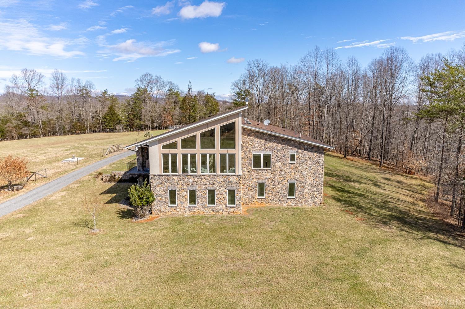 657 Cherry Hill Road Amherst, VA 24521 - Photo 88 of 91 a view of a house with a yard from a balcony