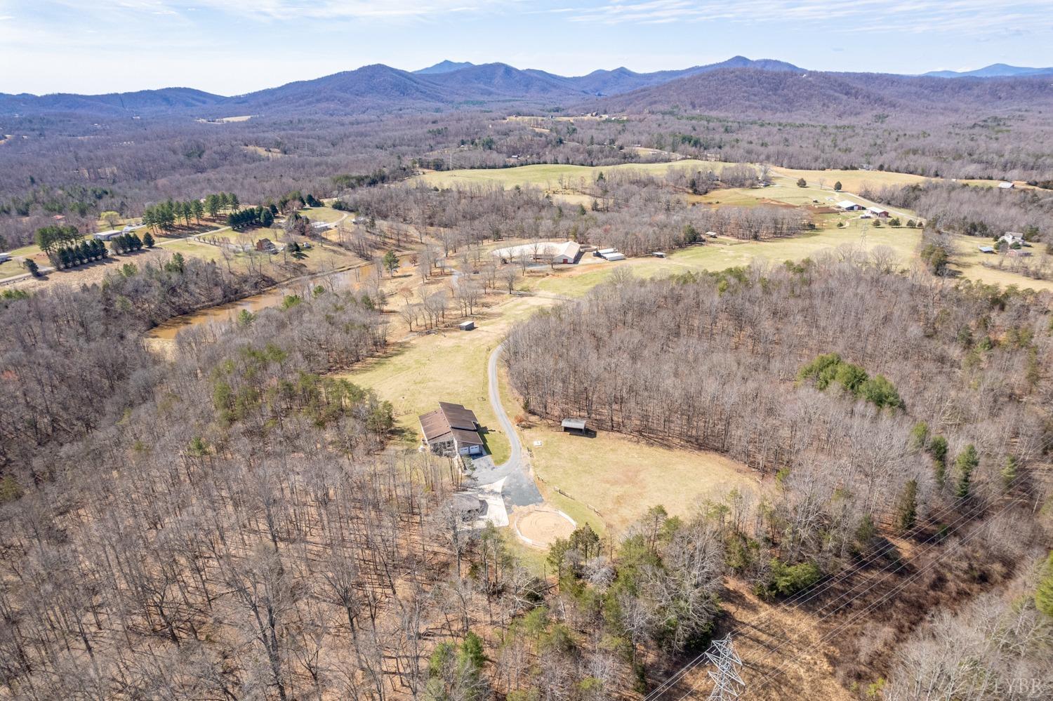 657 Cherry Hill Road Amherst, VA 24521 - Photo 9 of 91