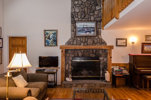 138 Edgartown Road Vineyard Haven, MA 02568 - Photo 4 of 18 Gallery Image 4