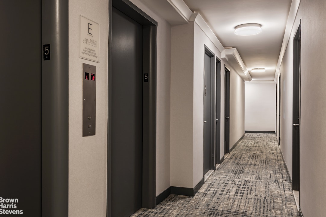 430 West 34th Street, Unit 15E Manhattan, NY 10001 - Photo 10 of 14