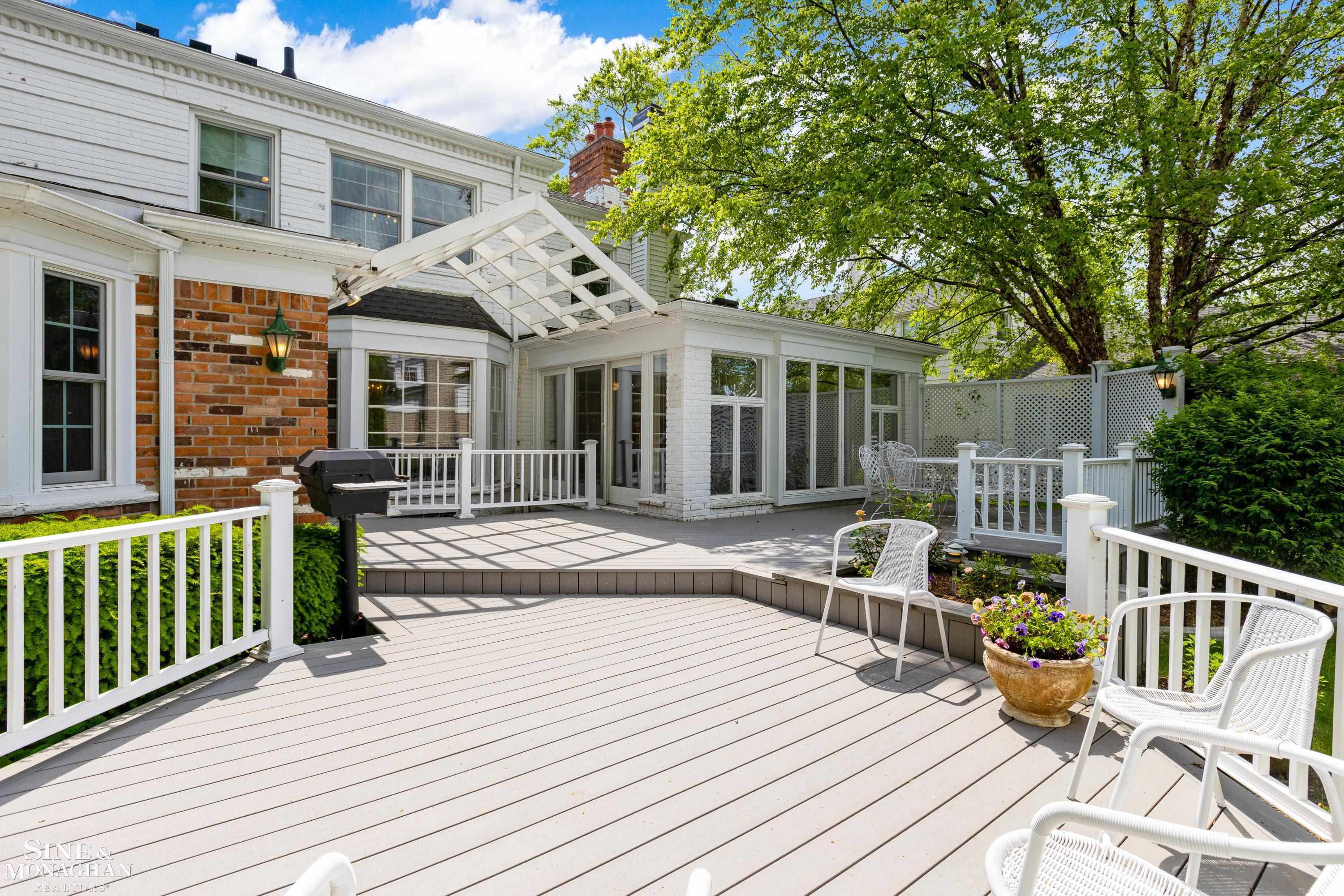 1380 Oxford Road Grosse Pointe Woods, MI 48236 - Photo 49 of 59