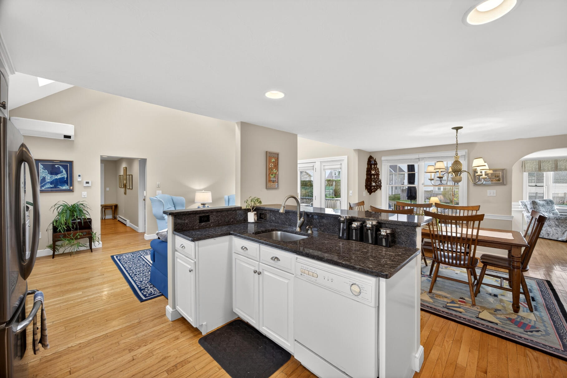 76 Santuit Road North Falmouth, MA 02556 - Photo 9 of 44 9