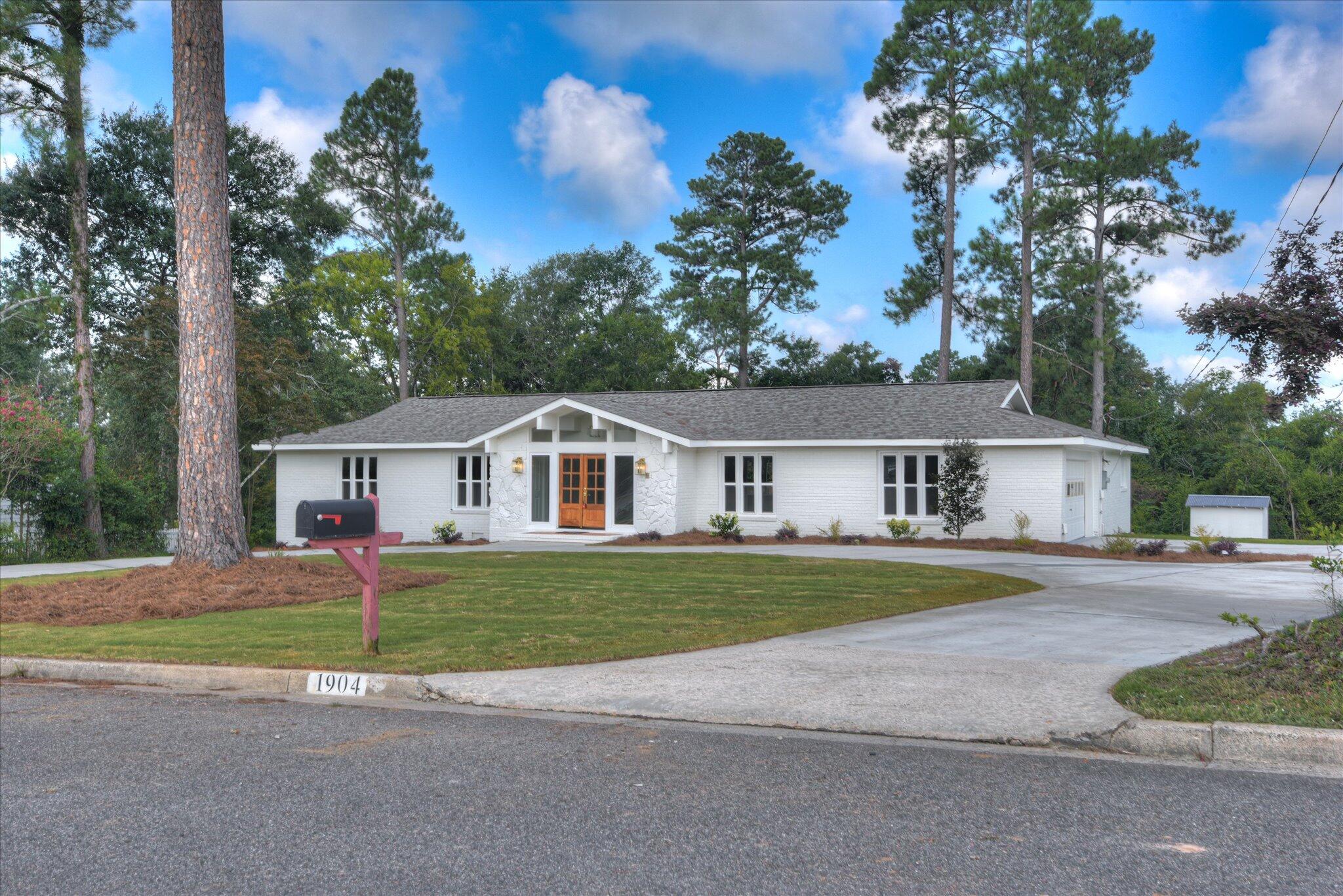 1904 Riley Court North Augusta, SC 29841 - Photo 3 of 44 05-105
