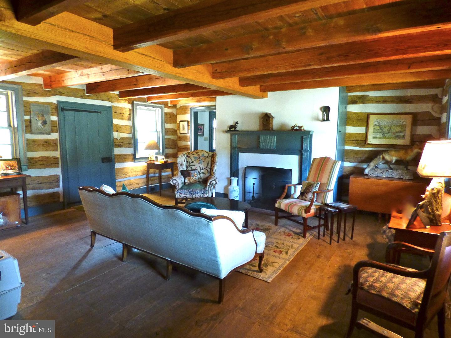 140 Wilson Road Coatesville, PA 19320 - Photo 2 of 25 Living Room