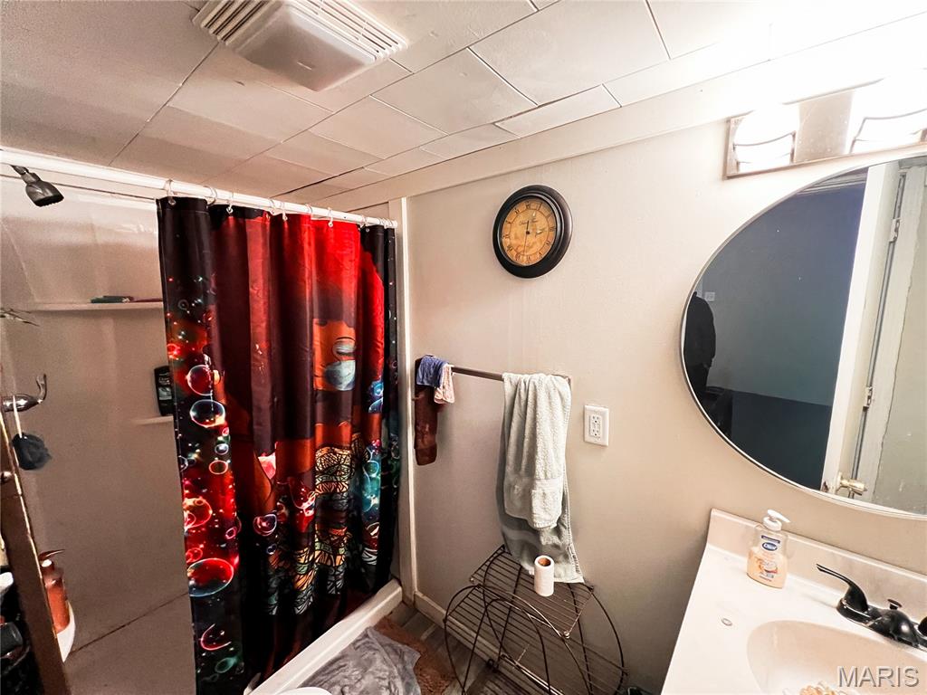 1002 South Maple Street Centralia, IL 62801 - Photo 13 of 15