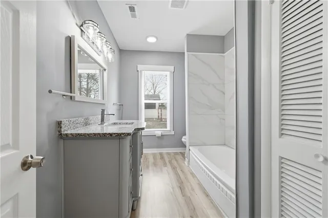 $299,999 | 402 South Jefferson Street, Archie, MO 64725