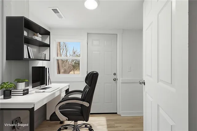 $299,999 | 402 South Jefferson Street, Archie, MO 64725