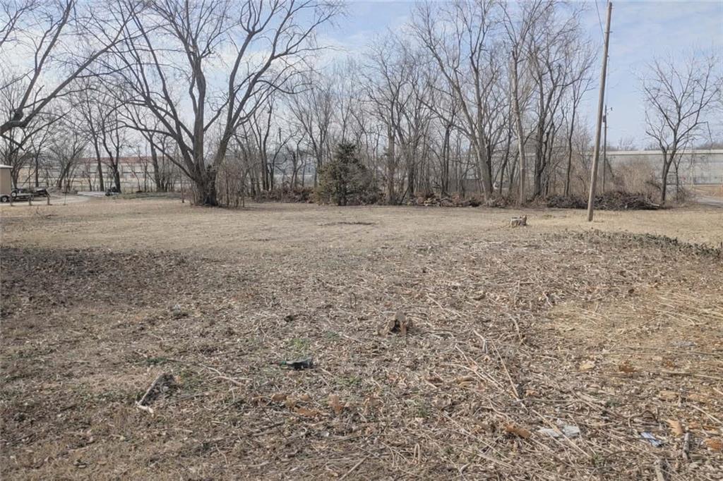 402 South Jefferson Street Archie, MO 64725 - Photo 34 of 37