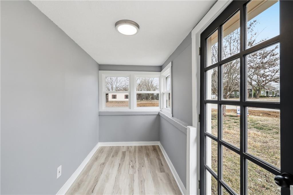 402 South Jefferson Street Archie, MO 64725 - Photo 6 of 37