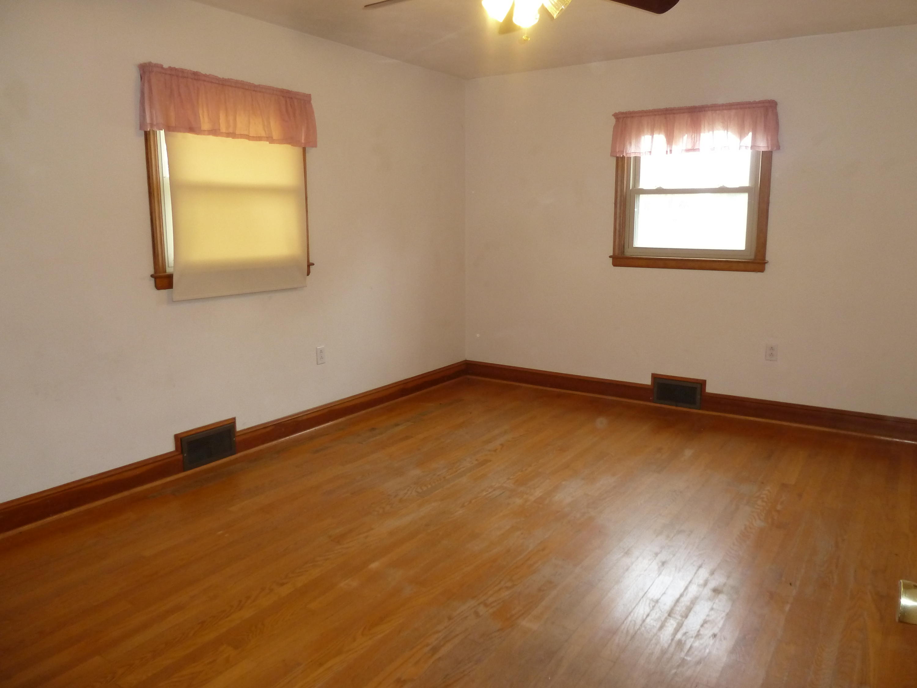13692 West Gretna Road Sandy Level, VA 24161 - Photo 25 of 58 21 Second Bedroom.JPG