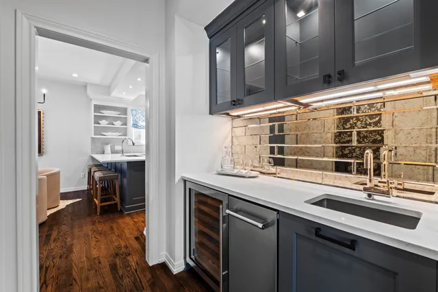 $1,925,000 | 2702 Hillview Green Lane, Austin, TX 78703