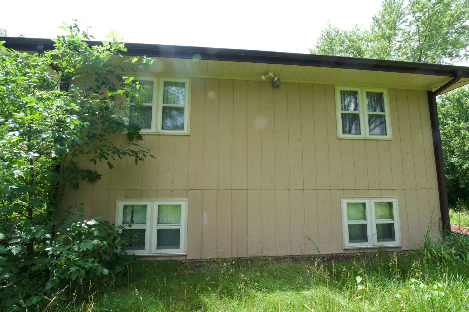 3914 Raycraft Road Woodstock, IL 60098 - Photo 2 of 24 Gallery Image 2