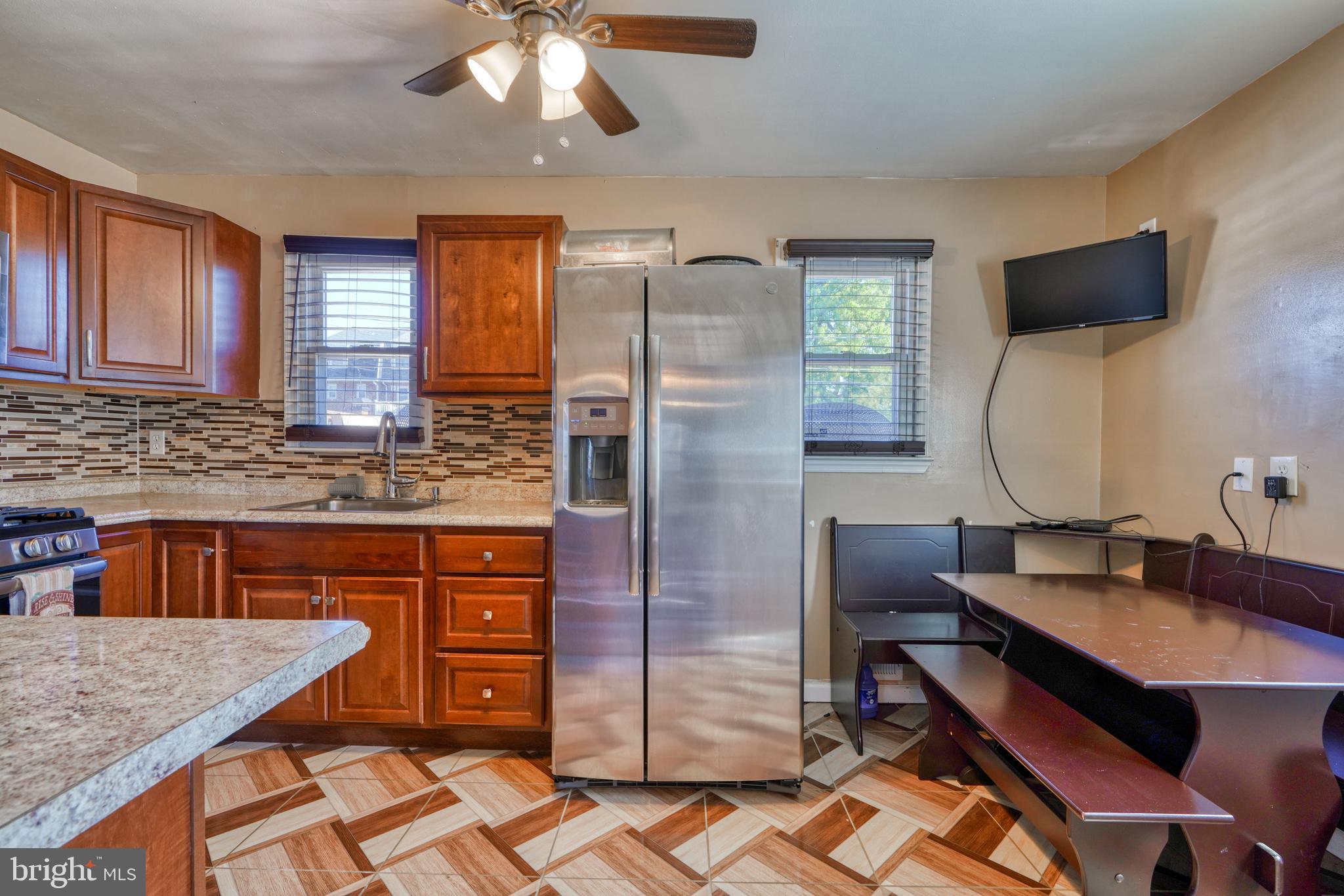 5677 Utrecht Road Baltimore, MD 21206 - Photo 8 of 32 Gallery Image 8