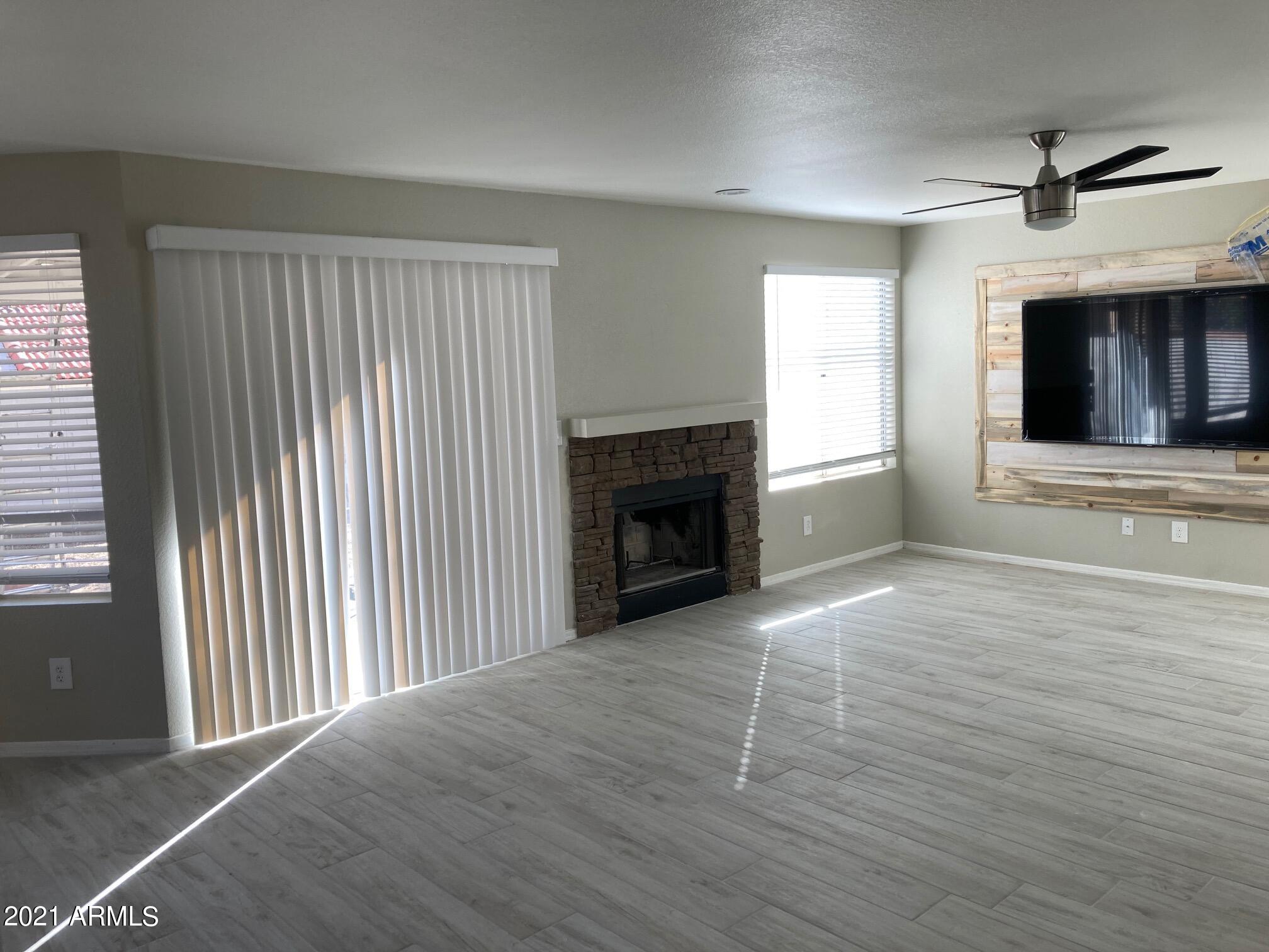 4105 East Frye Road Phoenix, AZ 85048 - Photo 12 of 31 family rm
