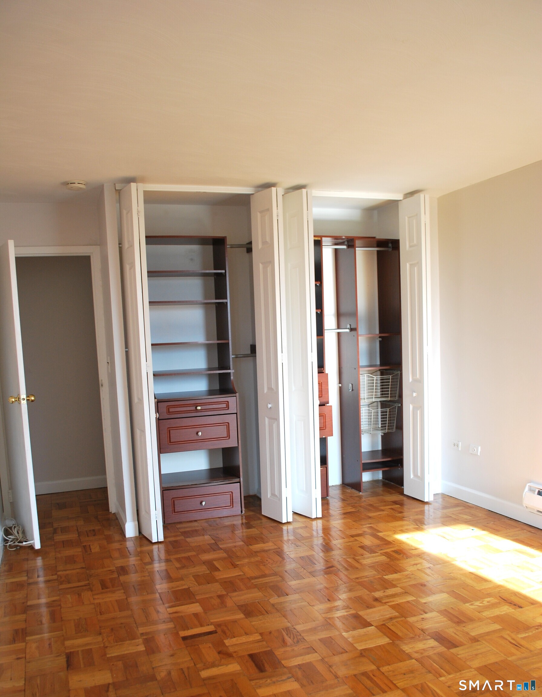 87 Glenbrook Road, Unit 7G Stamford, CT 06902 - Photo 7 of 13 Main Bedroom