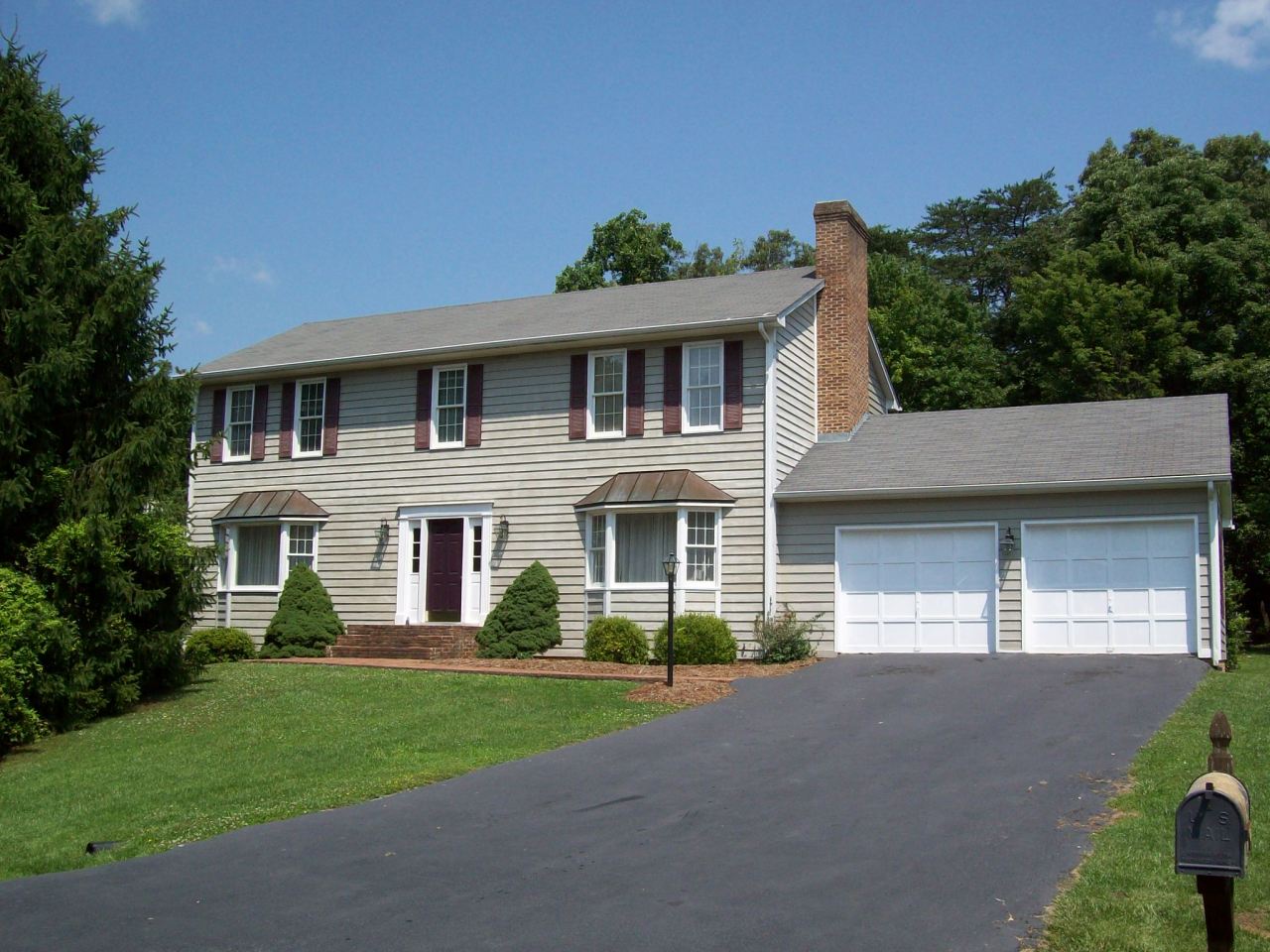 6218 Buckland Mill Road Roanoke, VA 24019 - Photo 1 of 16 Main