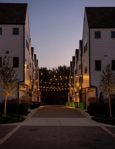 $2,900 | 328 East Village Lane, Nashville, TN 37216