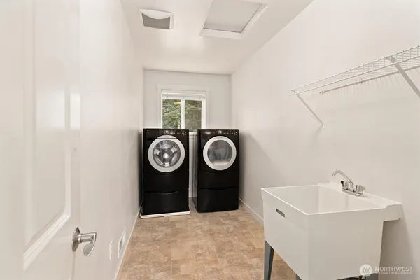 $1,499,950 | 21927 44th Drive Southeast, Bothell, WA 98021