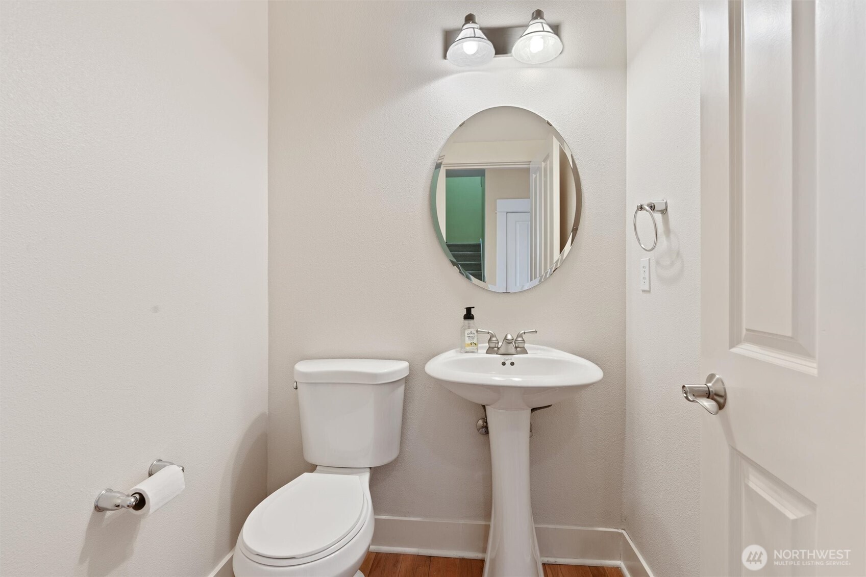 21927 44th Drive Southeast Bothell, WA 98021 - Photo 8 of 39